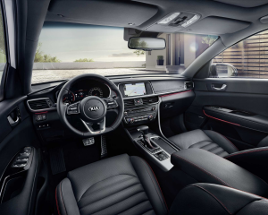 Kia Optima FL int 01